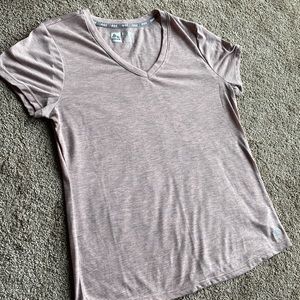 EUC Womens Large RBX Polyester T Shjrt in a gray/pink color